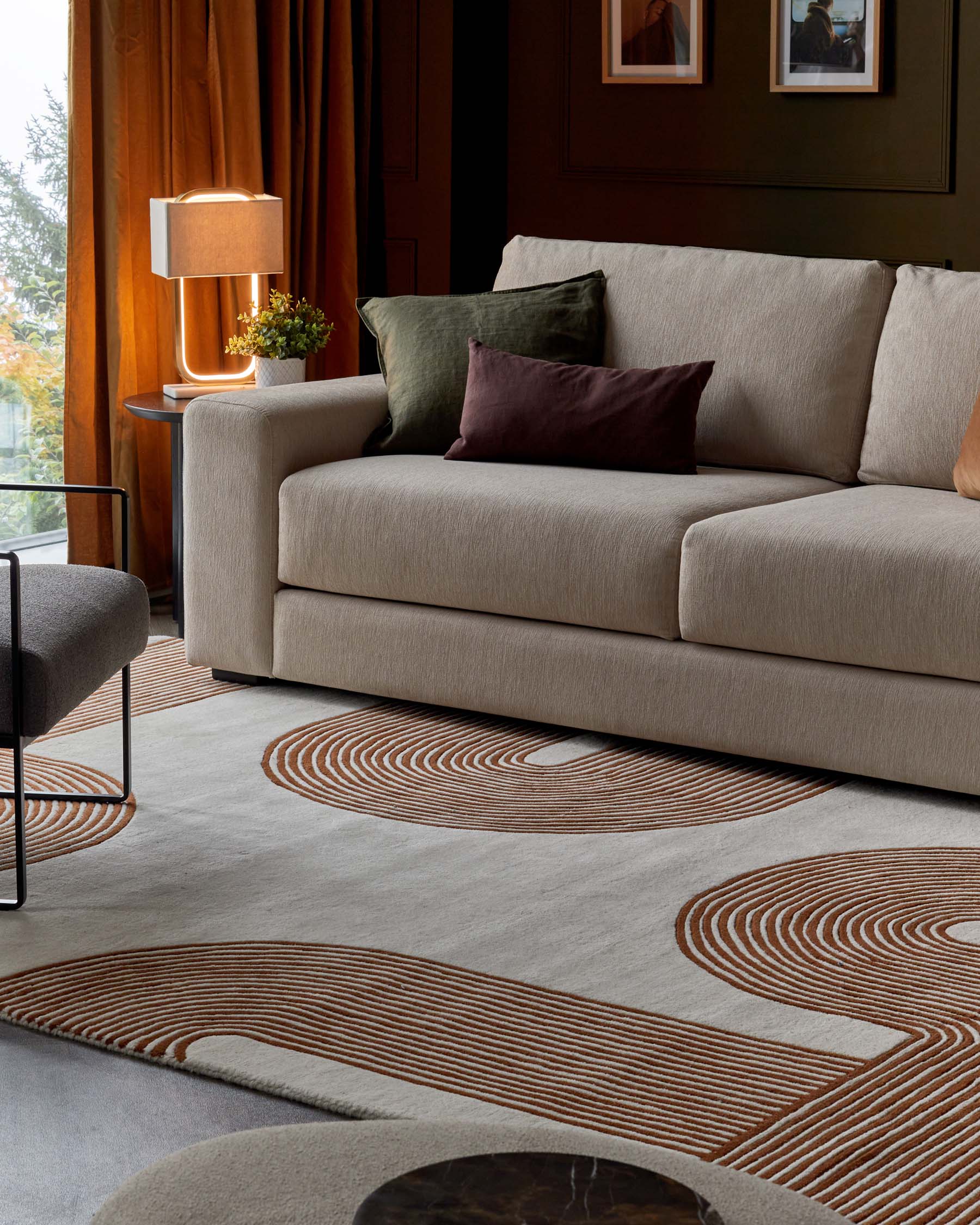 Abstract Lines rust and cream wool large rug - Image 2