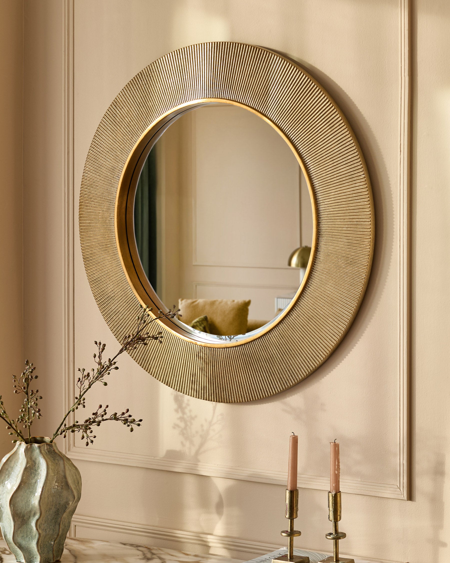Alexa gold round wall mirror