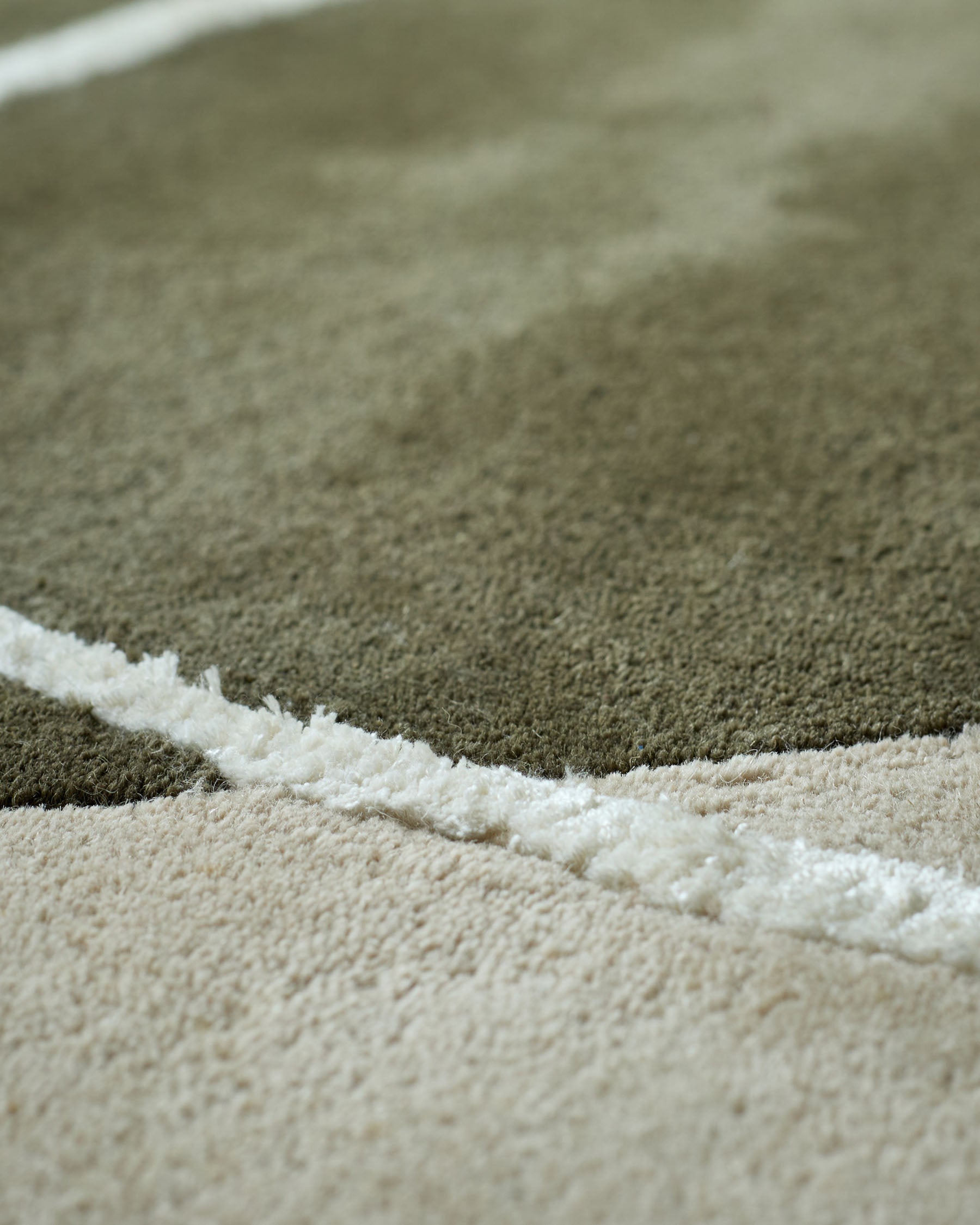 Neo olive and navy textured medium rug - Image 5